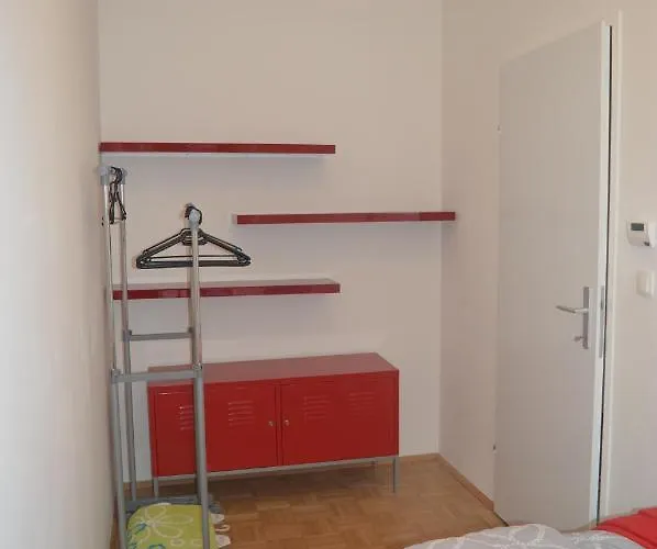 Nette Altbauwohnung Nur 10 Min Von Der Apartment Vienna