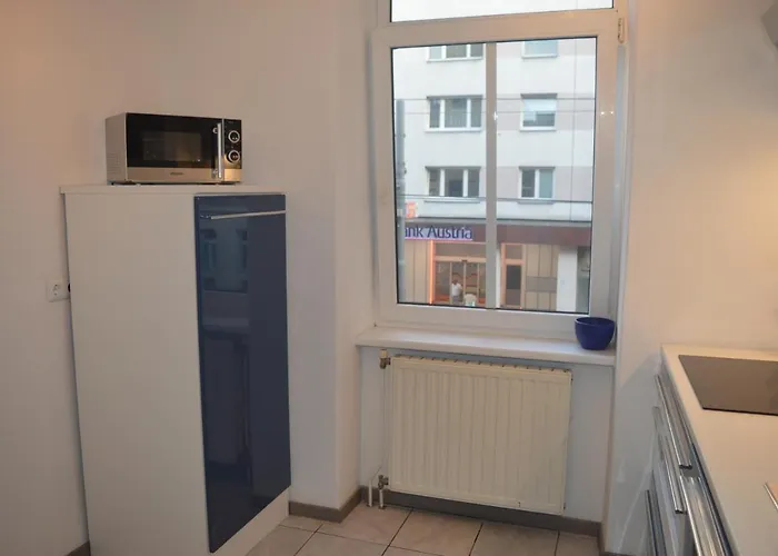 Nette Altbauwohnung Nur 10 Min Von Der Apartment