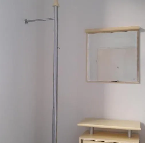 Nette Altbauwohnung Nur 10 Min Von Der Apartment Vienna