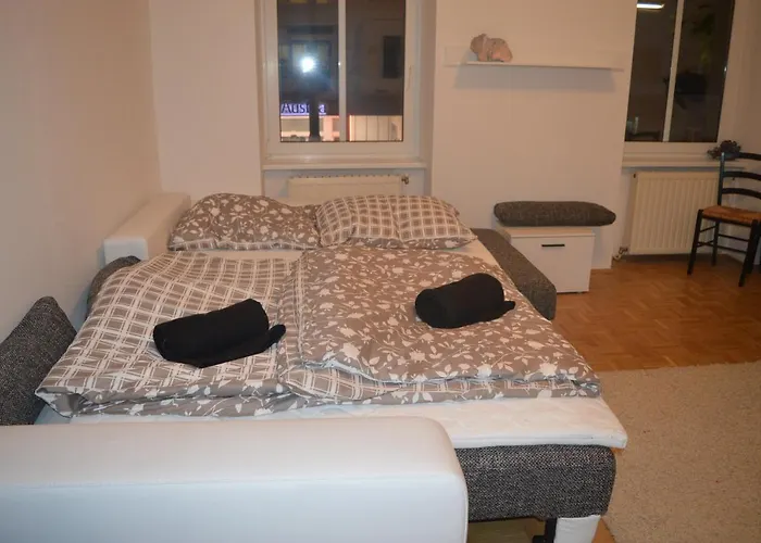 Apartment Nette Altbauwohnung Nur 10 Min Von Der Vienna
